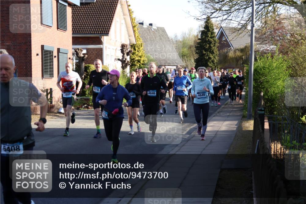 12.04.2026 - 45. Internationalen Wilhelmsburger Insellauf Yannick Fuchs http://msf.ph/oto/9473700 12.04.2026 08:58:58 Laufen 5408, 3878, 549, 3855, 4646, 2179, 4645 meine-sportfotos.de