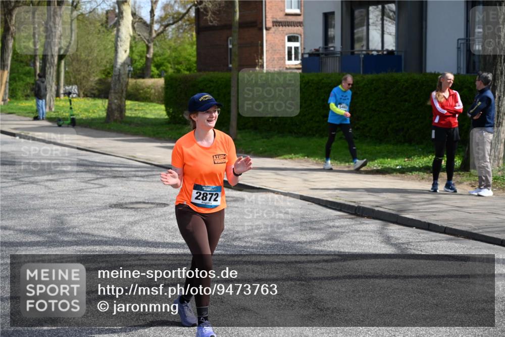 12.04.2026 - 45. Internationalen Wilhelmsburger Insellauf J. Mangold http://msf.ph/oto/9473763 12.04.2026 11:40:36 Ziel 2872, 4981, 2693, 5593 meine-sportfotos.de