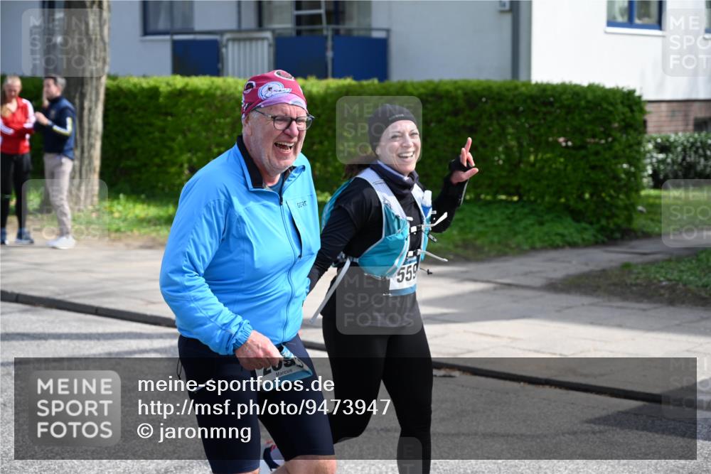 12.04.2026 - 45. Internationalen Wilhelmsburger Insellauf J. Mangold http://msf.ph/oto/9473947 12.04.2026 11:40:57 Ziel 4981, 2693, 5593 meine-sportfotos.de