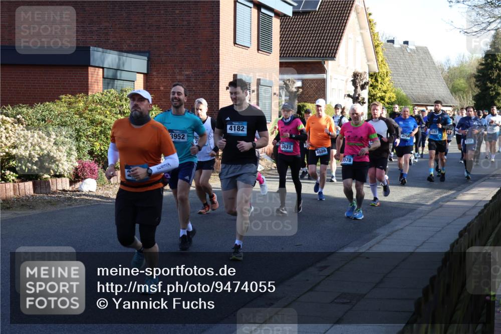 12.04.2026 - 45. Internationalen Wilhelmsburger Insellauf Yannick Fuchs http://msf.ph/oto/9474055 12.04.2026 08:59:25 Laufen 3952, 4182, 3631, 4689, 5578, 4756, 5047, 2231 meine-sportfotos.de