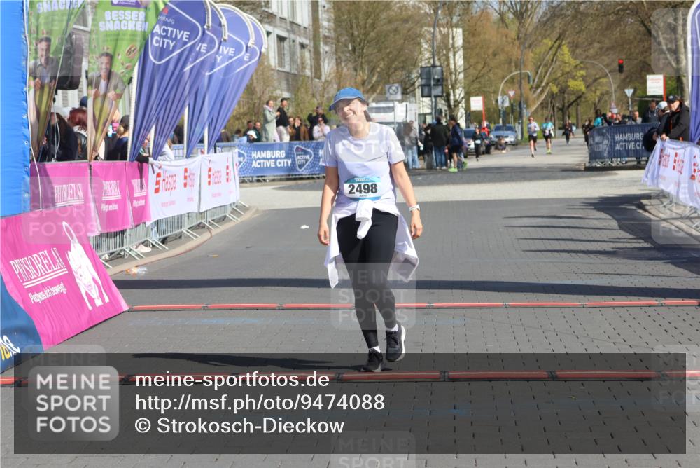12.04.2026 - 45. Internationalen Wilhelmsburger Insellauf Strokosch-Dieckow http://msf.ph/oto/9474088 12.04.2026 11:30:43 Ziel 2498 meine-sportfotos.de