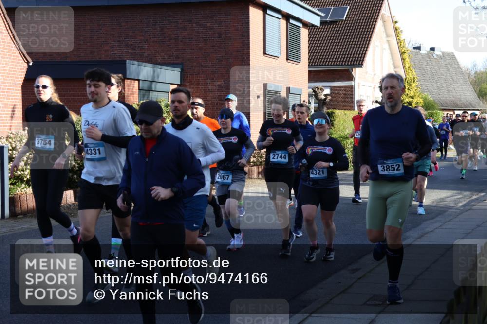 12.04.2026 - 45. Internationalen Wilhelmsburger Insellauf Yannick Fuchs http://msf.ph/oto/9474166 12.04.2026 08:59:34 Laufen 3754, 4331, 2067, 2744, 4321, 3852 meine-sportfotos.de