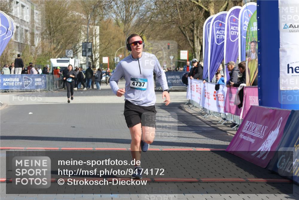 12.04.2026 - 45. Internationalen Wilhelmsburger Insellauf Strokosch-Dieckow http://msf.ph/oto/9474172 12.04.2026 11:31:03 Ziel 4737 meine-sportfotos.de
