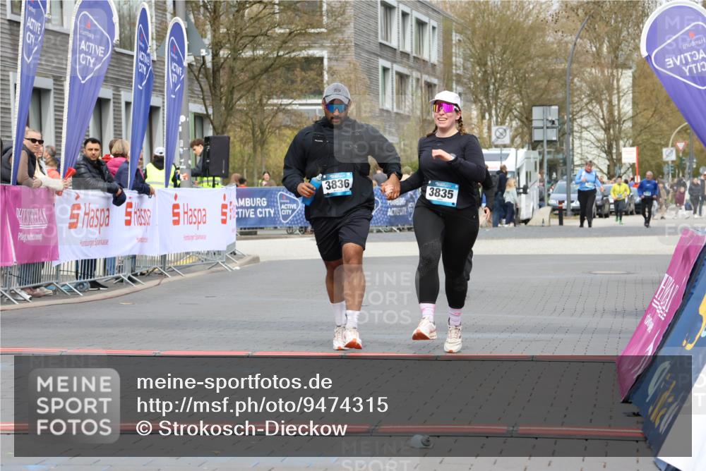 12.04.2026 - 45. Internationalen Wilhelmsburger Insellauf Strokosch-Dieckow http://msf.ph/oto/9474315 12.04.2026 13:33:22 Ziel 3836, 5224 meine-sportfotos.de