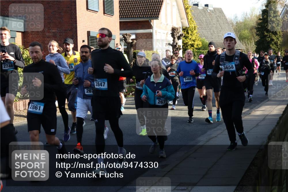 12.04.2026 - 45. Internationalen Wilhelmsburger Insellauf Yannick Fuchs http://msf.ph/oto/9474330 12.04.2026 08:59:52 Laufen 2746, 2861, 19, 267, 2847, 460, 2677, 3658, 363, 4929, 5466 meine-sportfotos.de