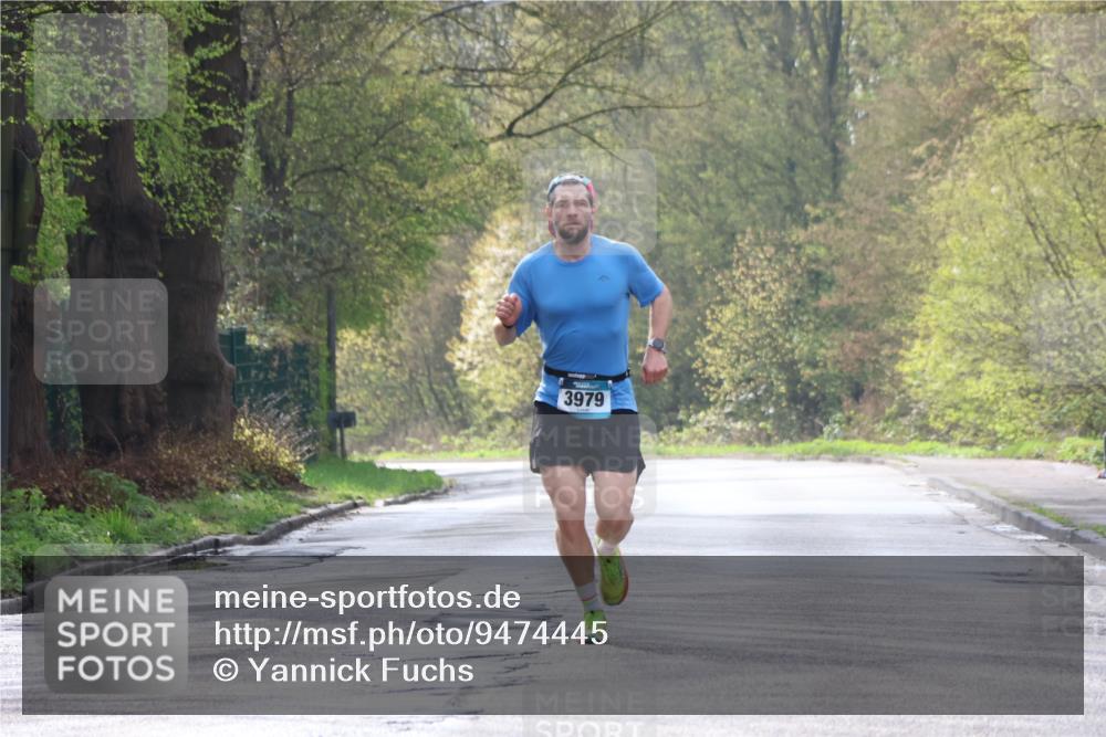 12.04.2026 - 45. Internationalen Wilhelmsburger Insellauf Yannick Fuchs http://msf.ph/oto/9474445 12.04.2026 10:05:42 Laufen 3979 meine-sportfotos.de