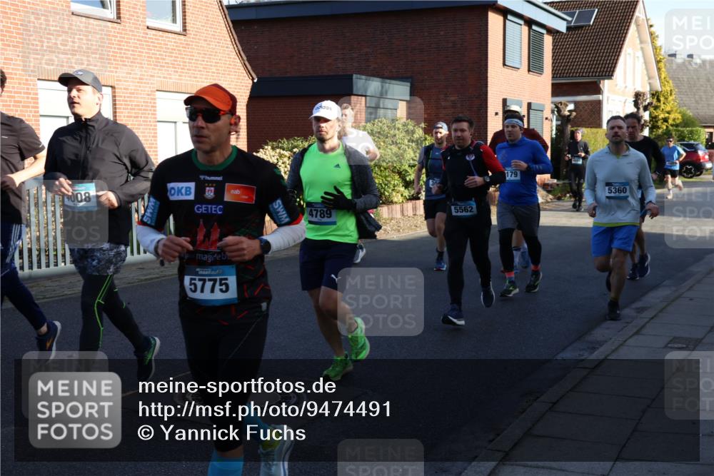 12.04.2026 - 45. Internationalen Wilhelmsburger Insellauf Yannick Fuchs http://msf.ph/oto/9474491 12.04.2026 09:00:06 Laufen 008, 3, 5775, 4789, 5562, 179, 5360 meine-sportfotos.de