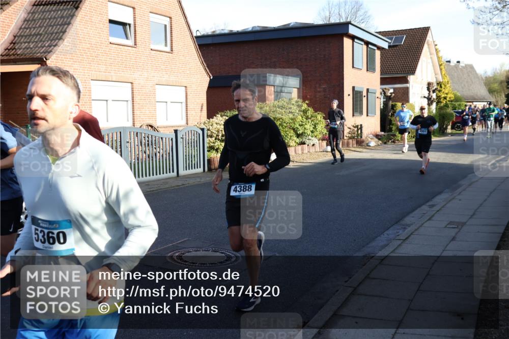 12.04.2026 - 45. Internationalen Wilhelmsburger Insellauf Yannick Fuchs http://msf.ph/oto/9474520 12.04.2026 09:00:09 Laufen 5360, 4388, 4991 meine-sportfotos.de