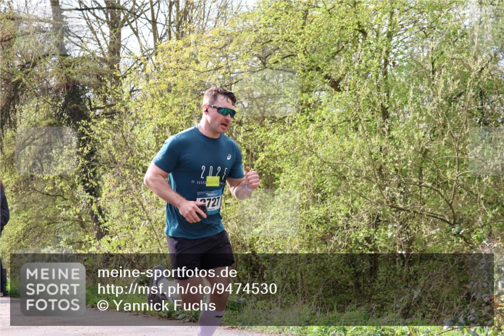 12.04.2026 - 45. Internationalen Wilhelmsburger Insellauf Yannick Fuchs http://msf.ph/oto/9474530 12.04.2026 10:06:38 Laufen 2025, 39, 2727 meine-sportfotos.de