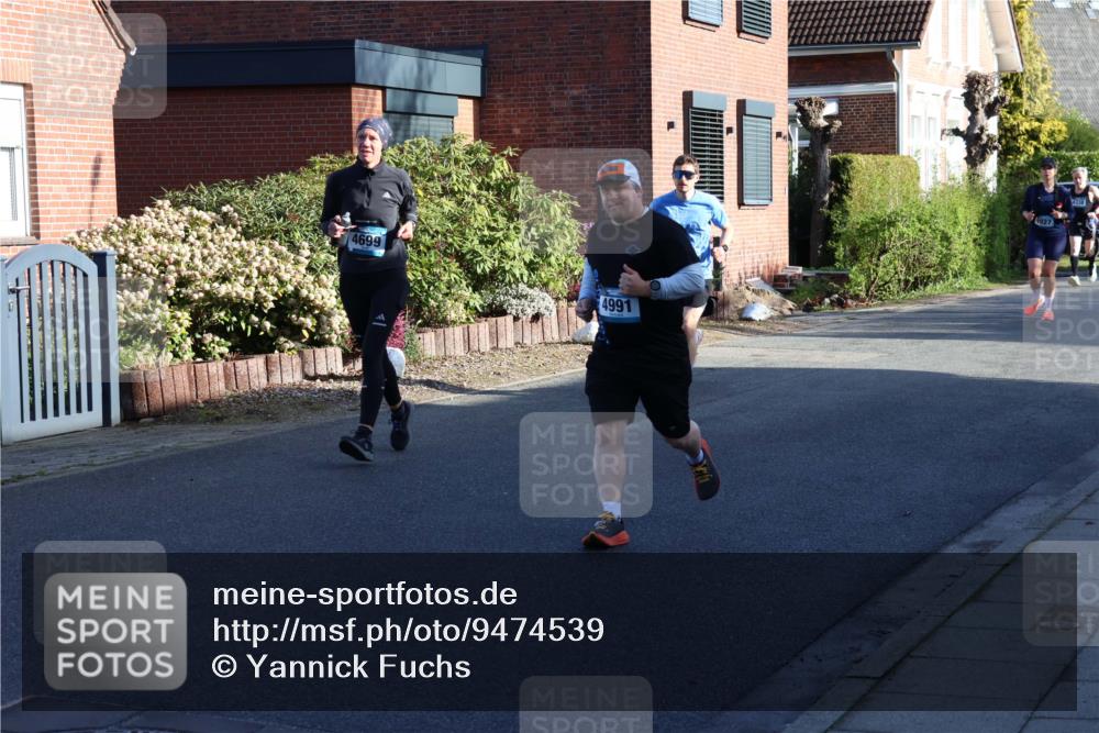 12.04.2026 - 45. Internationalen Wilhelmsburger Insellauf Yannick Fuchs http://msf.ph/oto/9474539 12.04.2026 09:00:10 Laufen 4699, 4991, 4927 meine-sportfotos.de