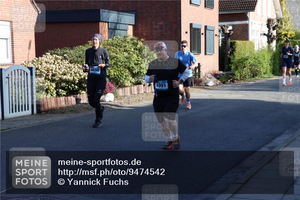 12.04.2026 - 45. Internationalen Wilhelmsburger Insellauf Yannick Fuchs http://msf.ph/oto/9474542 12.04.2026 09:00:10 Laufen 4699, 4991, 927, 4338 meine-sportfotos.de