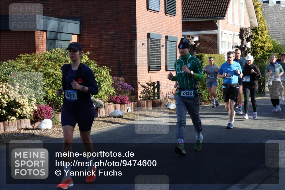 12.04.2026 - 45. Internationalen Wilhelmsburger Insellauf Yannick Fuchs http://msf.ph/oto/9474600 12.04.2026 09:00:16 Laufen 927, 2935, 4263, 2432, 4158, 3260, 2701 meine-sportfotos.de