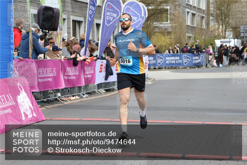 12.04.2026 - 45. Internationalen Wilhelmsburger Insellauf Strokosch-Dieckow http://msf.ph/oto/9474644 12.04.2026 12:54:57 Ziel 5016 meine-sportfotos.de