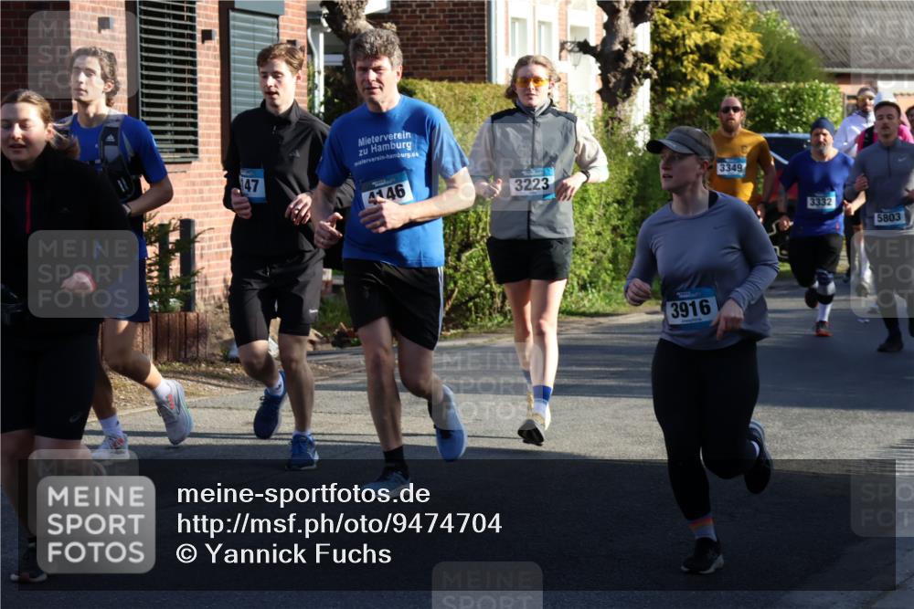12.04.2026 - 45. Internationalen Wilhelmsburger Insellauf Yannick Fuchs http://msf.ph/oto/9474704 12.04.2026 09:00:29 Laufen 147, 4146, 3223, 3349, 3916, 3332, 5803 meine-sportfotos.de