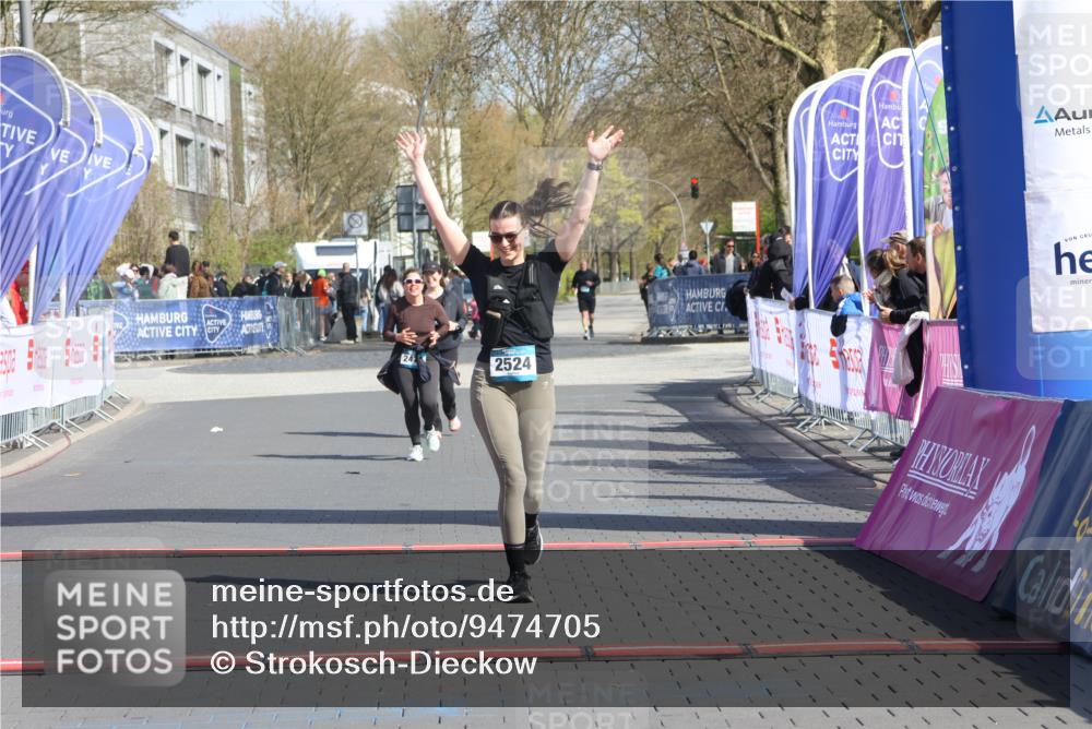 12.04.2026 - 45. Internationalen Wilhelmsburger Insellauf Strokosch-Dieckow http://msf.ph/oto/9474705 12.04.2026 11:31:34 Ziel 2524 meine-sportfotos.de