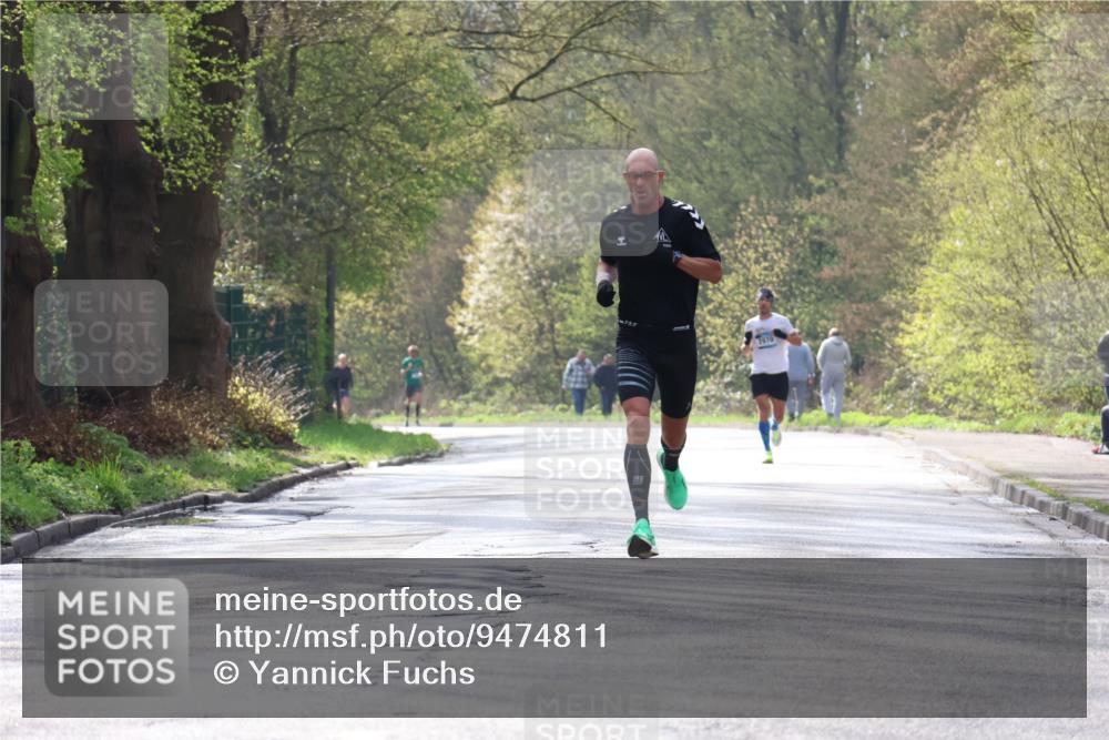 12.04.2026 - 45. Internationalen Wilhelmsburger Insellauf Yannick Fuchs http://msf.ph/oto/9474811 12.04.2026 10:07:08 Laufen 2970 meine-sportfotos.de