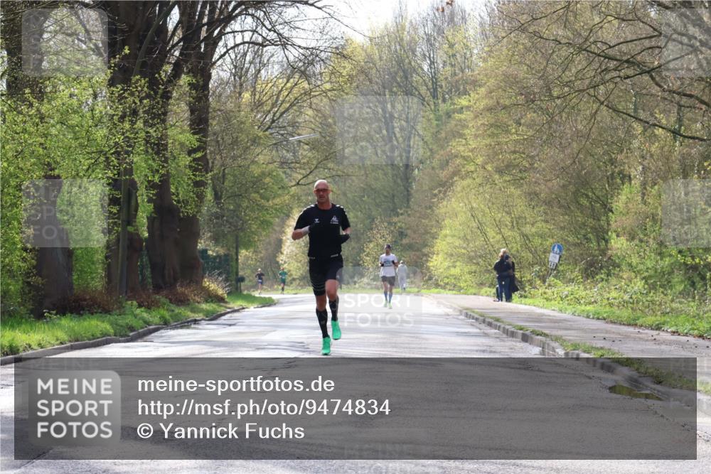12.04.2026 - 45. Internationalen Wilhelmsburger Insellauf Yannick Fuchs http://msf.ph/oto/9474834 12.04.2026 10:07:10 Laufen  meine-sportfotos.de