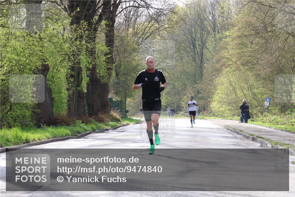 12.04.2026 - 45. Internationalen Wilhelmsburger Insellauf Yannick Fuchs http://msf.ph/oto/9474840 12.04.2026 10:07:11 Laufen  meine-sportfotos.de