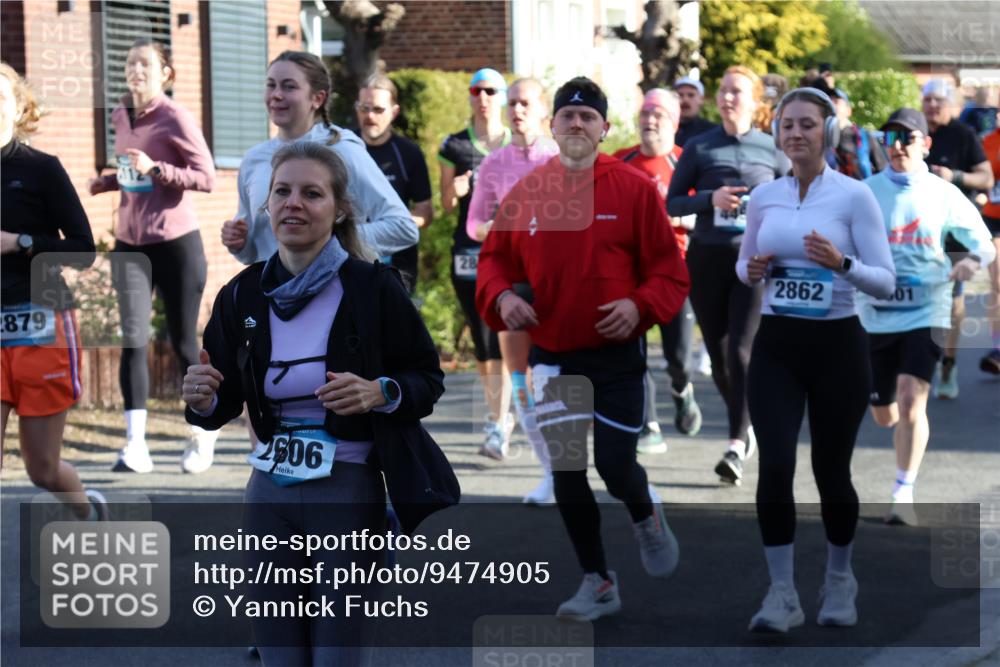 12.04.2026 - 45. Internationalen Wilhelmsburger Insellauf Yannick Fuchs http://msf.ph/oto/9474905 12.04.2026 09:00:48 Laufen 2879, 2606, 28, 2862, 01 meine-sportfotos.de