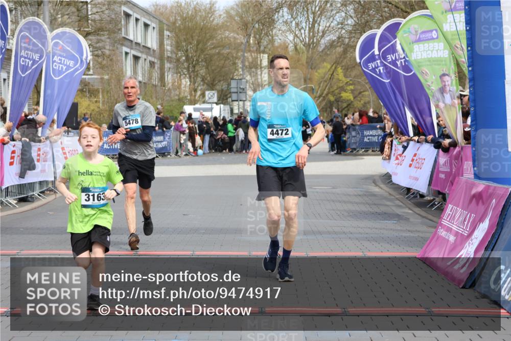 12.04.2026 - 45. Internationalen Wilhelmsburger Insellauf Strokosch-Dieckow http://msf.ph/oto/9474917 12.04.2026 12:55:14 Ziel 3163, 4472, 5478 meine-sportfotos.de