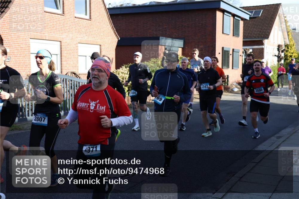 12.04.2026 - 45. Internationalen Wilhelmsburger Insellauf Yannick Fuchs http://msf.ph/oto/9474968 12.04.2026 09:00:54 Laufen 97, 2950, 2807, 4971, 69, 3347, 44, 3500 meine-sportfotos.de