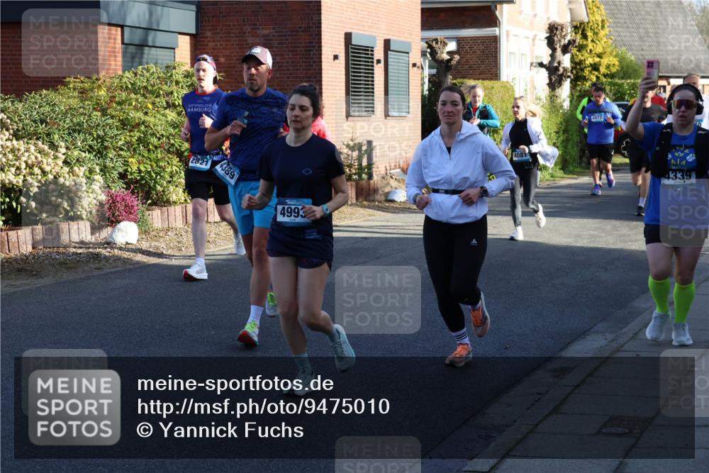 12.04.2026 - 45. Internationalen Wilhelmsburger Insellauf Yannick Fuchs http://msf.ph/oto/9475010 12.04.2026 09:00:58 Laufen 4389, 4993, 4081, 4977 meine-sportfotos.de
