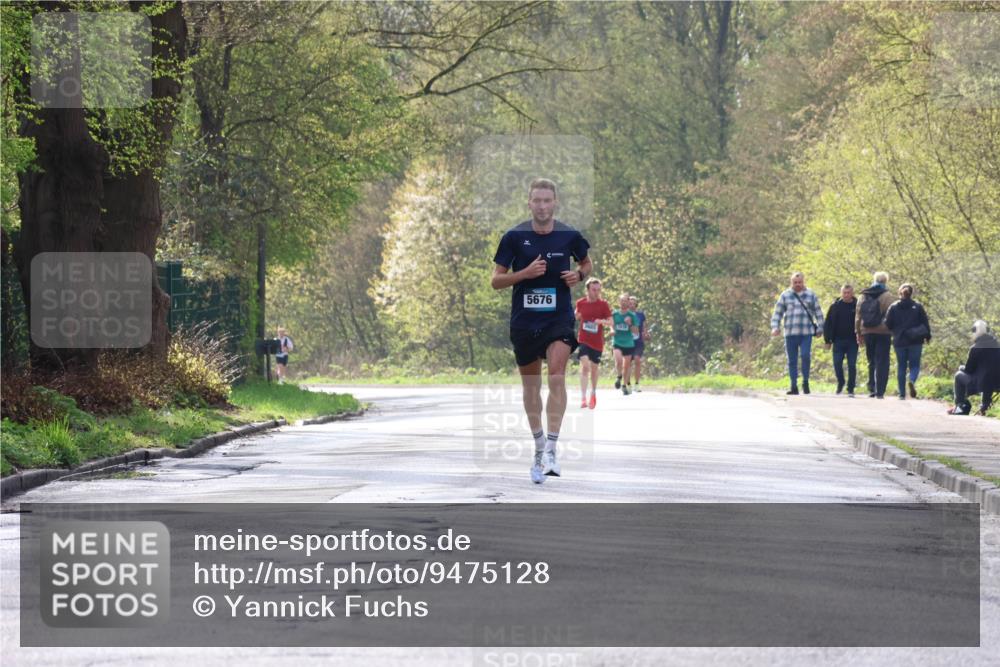 12.04.2026 - 45. Internationalen Wilhelmsburger Insellauf Yannick Fuchs http://msf.ph/oto/9475128 12.04.2026 10:08:01 Laufen 5676 meine-sportfotos.de