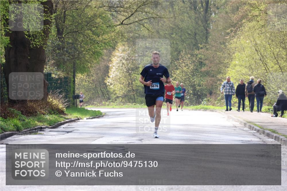 12.04.2026 - 45. Internationalen Wilhelmsburger Insellauf Yannick Fuchs http://msf.ph/oto/9475130 12.04.2026 10:08:01 Laufen 5676 meine-sportfotos.de