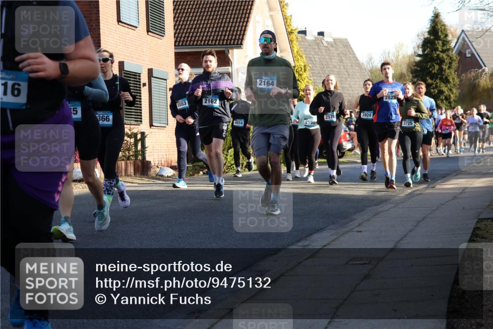 12.04.2026 - 45. Internationalen Wilhelmsburger Insellauf Yannick Fuchs http://msf.ph/oto/9475132 12.04.2026 09:01:11 Laufen 16, 15, 366, 553, 2162, 2164, 2823, 3920, 2576, 4654, 2590, 3725 meine-sportfotos.de