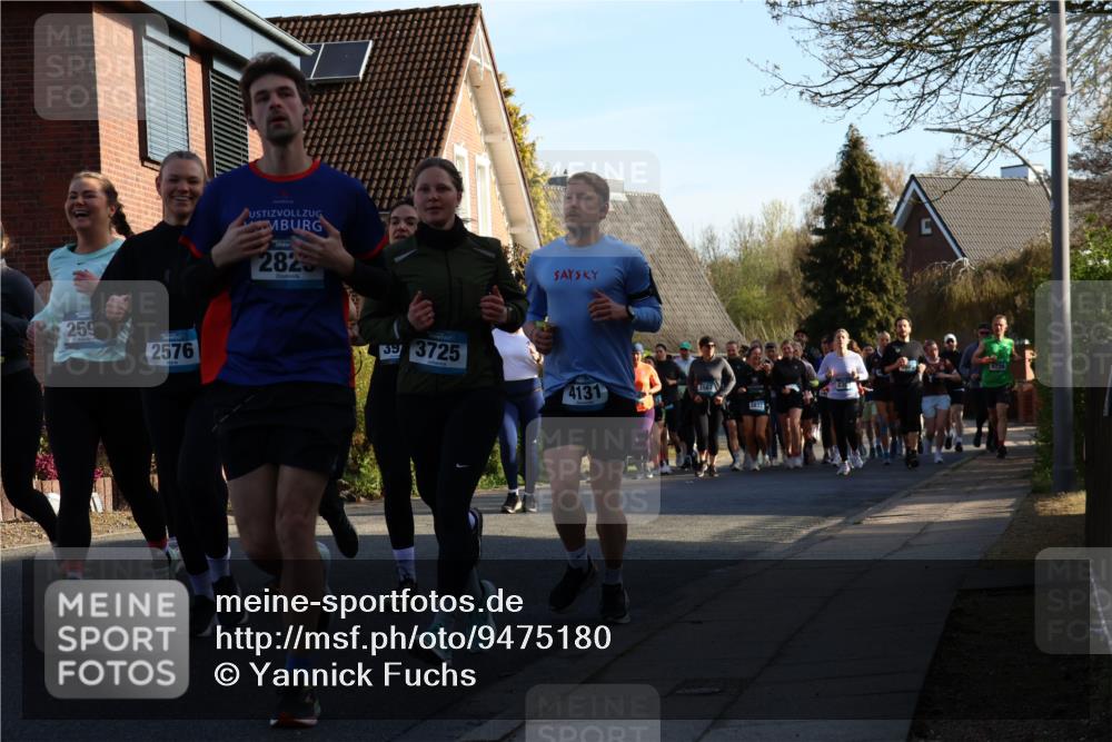 12.04.2026 - 45. Internationalen Wilhelmsburger Insellauf Yannick Fuchs http://msf.ph/oto/9475180 12.04.2026 09:01:15 Laufen 259, 2576, 2825, 39, 3725, 4131, 3832, 4739 meine-sportfotos.de