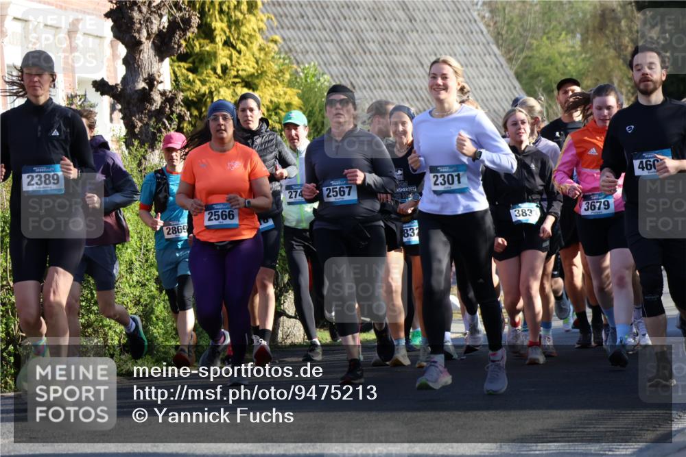 12.04.2026 - 45. Internationalen Wilhelmsburger Insellauf Yannick Fuchs http://msf.ph/oto/9475213 12.04.2026 09:01:18 Laufen 2389, 2301, 274, 2567, 2023, 2869, 2566, 832, 383, 3679, 460 meine-sportfotos.de