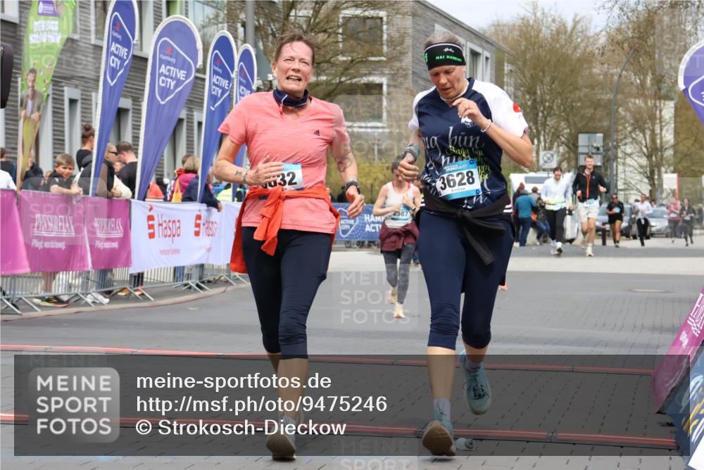 12.04.2026 - 45. Internationalen Wilhelmsburger Insellauf Strokosch-Dieckow http://msf.ph/oto/9475246 12.04.2026 13:32:32 Ziel 2792, 3632, 3628, 2587 meine-sportfotos.de
