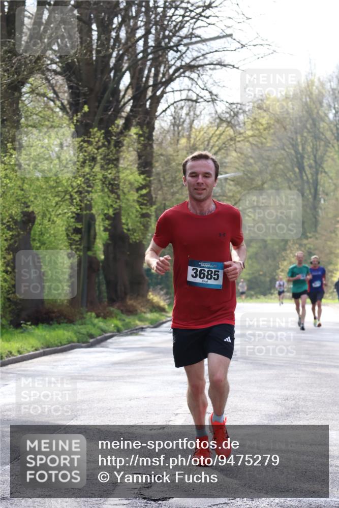 12.04.2026 - 45. Internationalen Wilhelmsburger Insellauf Yannick Fuchs http://msf.ph/oto/9475279 12.04.2026 10:08:20 Laufen 45, 3685 meine-sportfotos.de