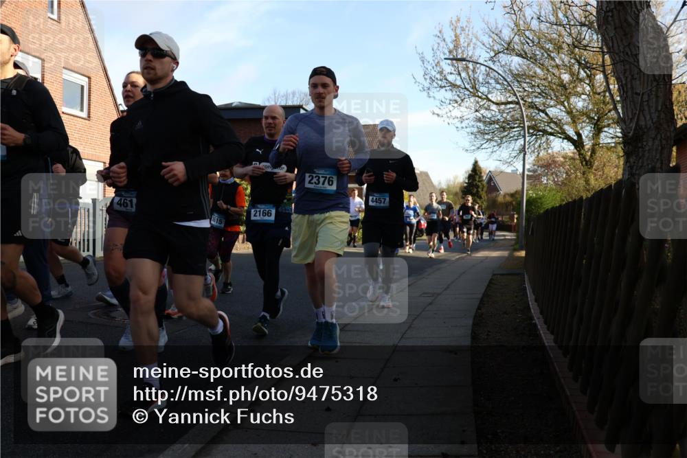 12.04.2026 - 45. Internationalen Wilhelmsburger Insellauf Yannick Fuchs http://msf.ph/oto/9475318 12.04.2026 09:01:30 Laufen 461, 3615, 2166, 2376, 4457 meine-sportfotos.de