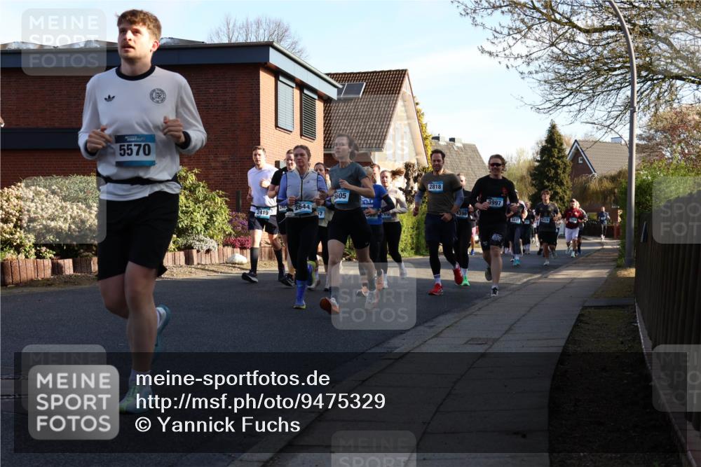 12.04.2026 - 45. Internationalen Wilhelmsburger Insellauf Yannick Fuchs http://msf.ph/oto/9475329 12.04.2026 09:01:32 Laufen 5570, 2419, 42644, 5605, 2818, 4396, 3997, 5615 meine-sportfotos.de