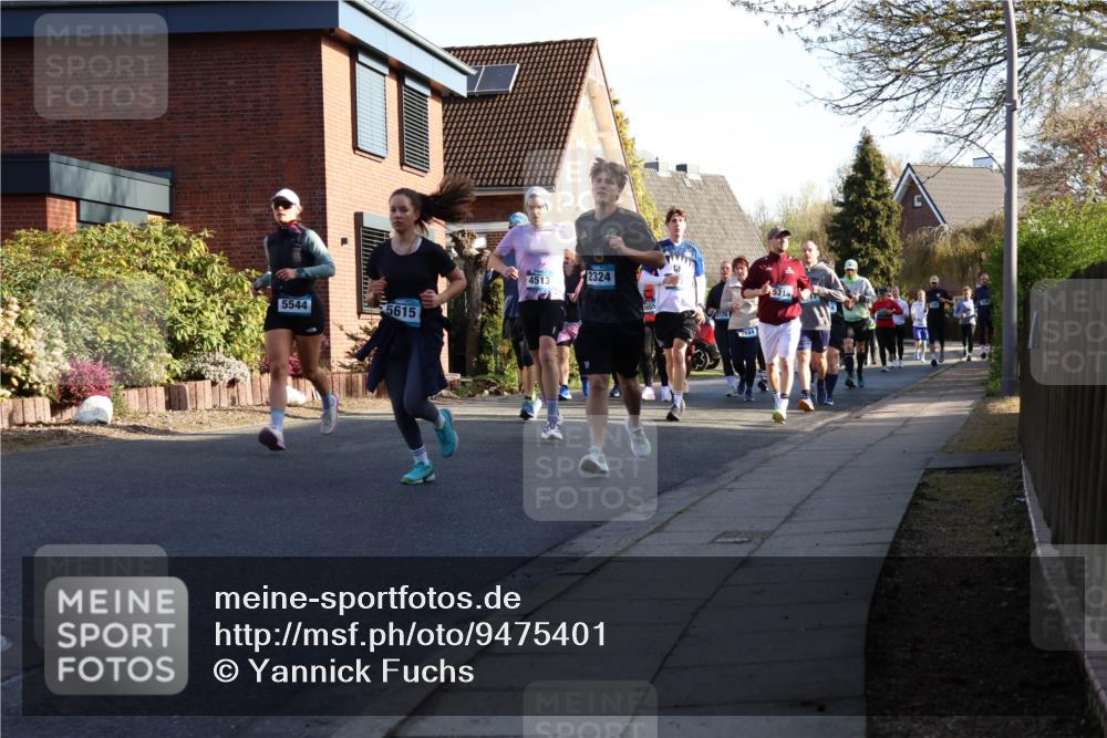 12.04.2026 - 45. Internationalen Wilhelmsburger Insellauf Yannick Fuchs http://msf.ph/oto/9475401 12.04.2026 09:01:37 Laufen 5544, 5615, 2324, 4513, 5655, 216, 3844, 5319 meine-sportfotos.de