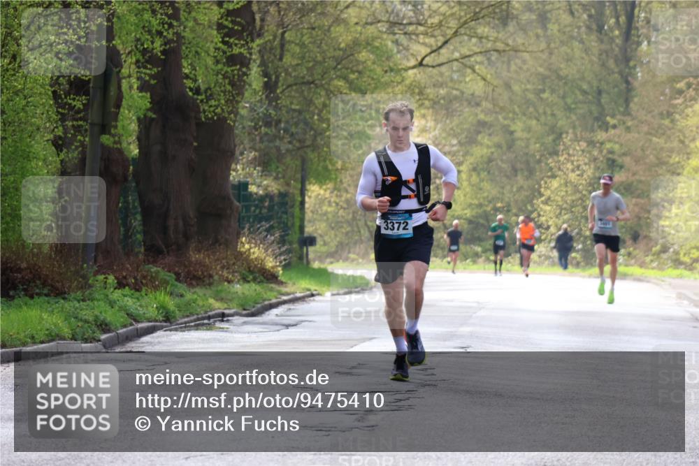 12.04.2026 - 45. Internationalen Wilhelmsburger Insellauf Yannick Fuchs http://msf.ph/oto/9475410 12.04.2026 10:08:41 Laufen 2401, 3372 meine-sportfotos.de
