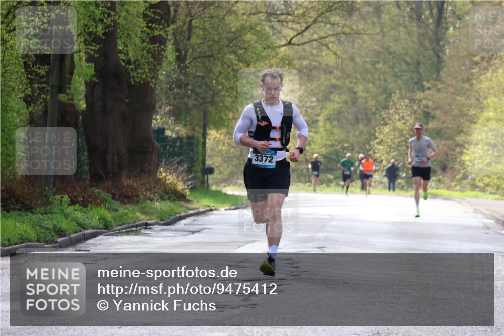 12.04.2026 - 45. Internationalen Wilhelmsburger Insellauf Yannick Fuchs http://msf.ph/oto/9475412 12.04.2026 10:08:41 Laufen 3372 meine-sportfotos.de