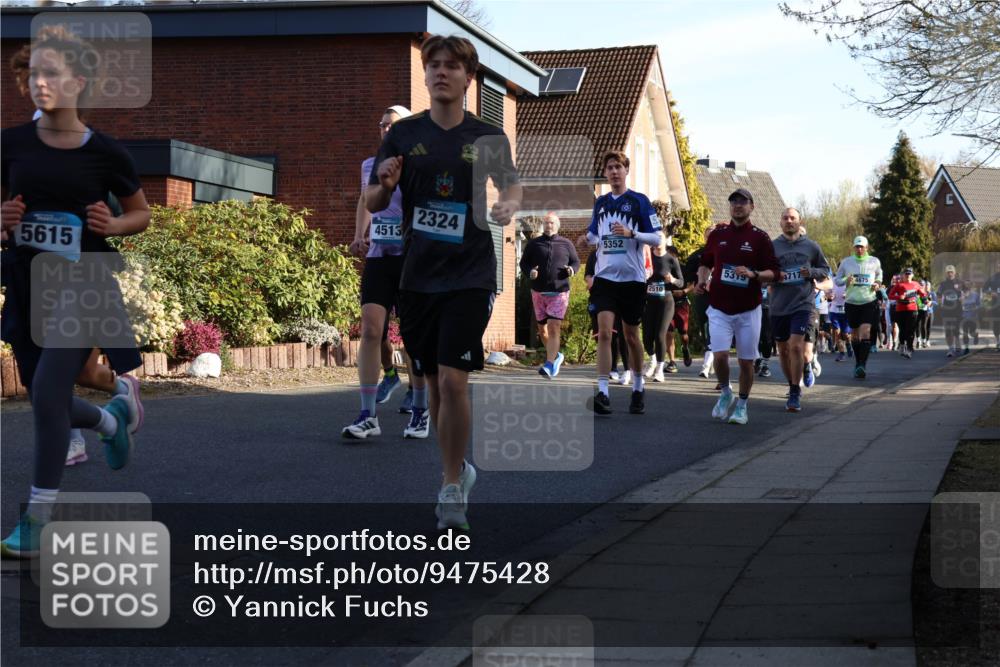 12.04.2026 - 45. Internationalen Wilhelmsburger Insellauf Yannick Fuchs http://msf.ph/oto/9475428 12.04.2026 09:01:39 Laufen 5615, 4513, 2324, 5352, 2510, 5319, 4675 meine-sportfotos.de