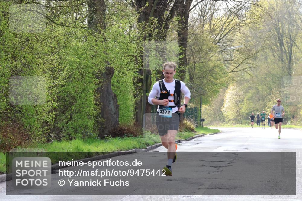 12.04.2026 - 45. Internationalen Wilhelmsburger Insellauf Yannick Fuchs http://msf.ph/oto/9475442 12.04.2026 10:08:43 Laufen 3401, 3372 meine-sportfotos.de