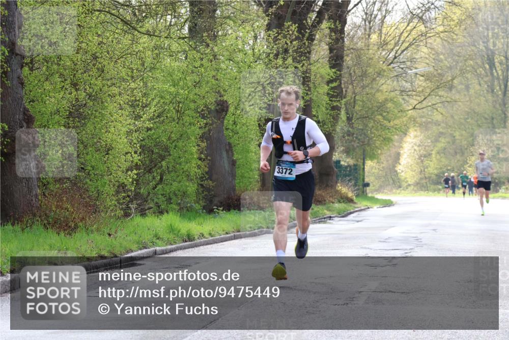 12.04.2026 - 45. Internationalen Wilhelmsburger Insellauf Yannick Fuchs http://msf.ph/oto/9475449 12.04.2026 10:08:43 Laufen 3372 meine-sportfotos.de