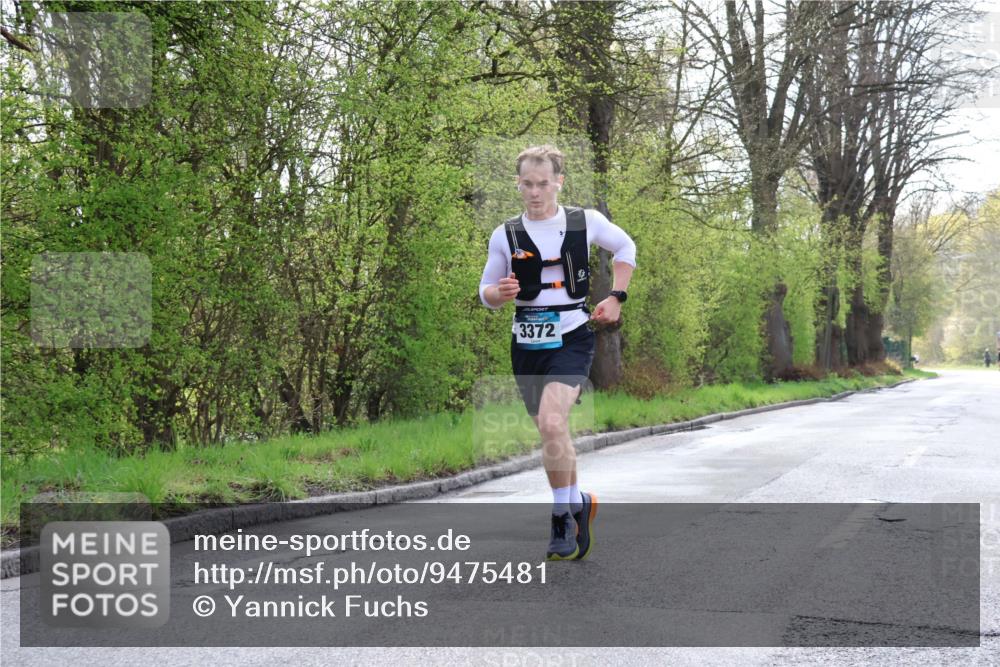 12.04.2026 - 45. Internationalen Wilhelmsburger Insellauf Yannick Fuchs http://msf.ph/oto/9475481 12.04.2026 10:08:45 Laufen 3372 meine-sportfotos.de