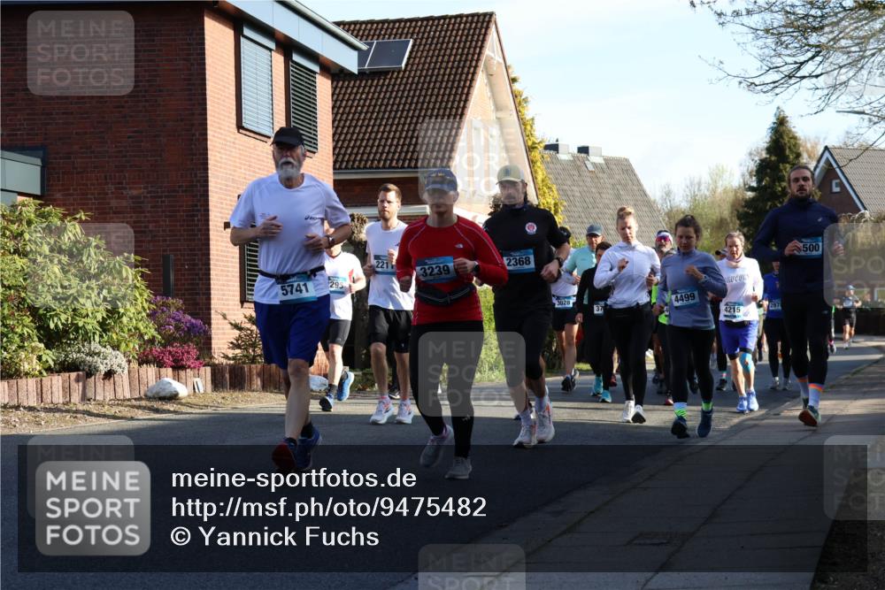 12.04.2026 - 45. Internationalen Wilhelmsburger Insellauf Yannick Fuchs http://msf.ph/oto/9475482 12.04.2026 09:01:47 Laufen 221, 3239, 2368, 5741, 295, 4499, 3028, 4215, 297, 500 meine-sportfotos.de