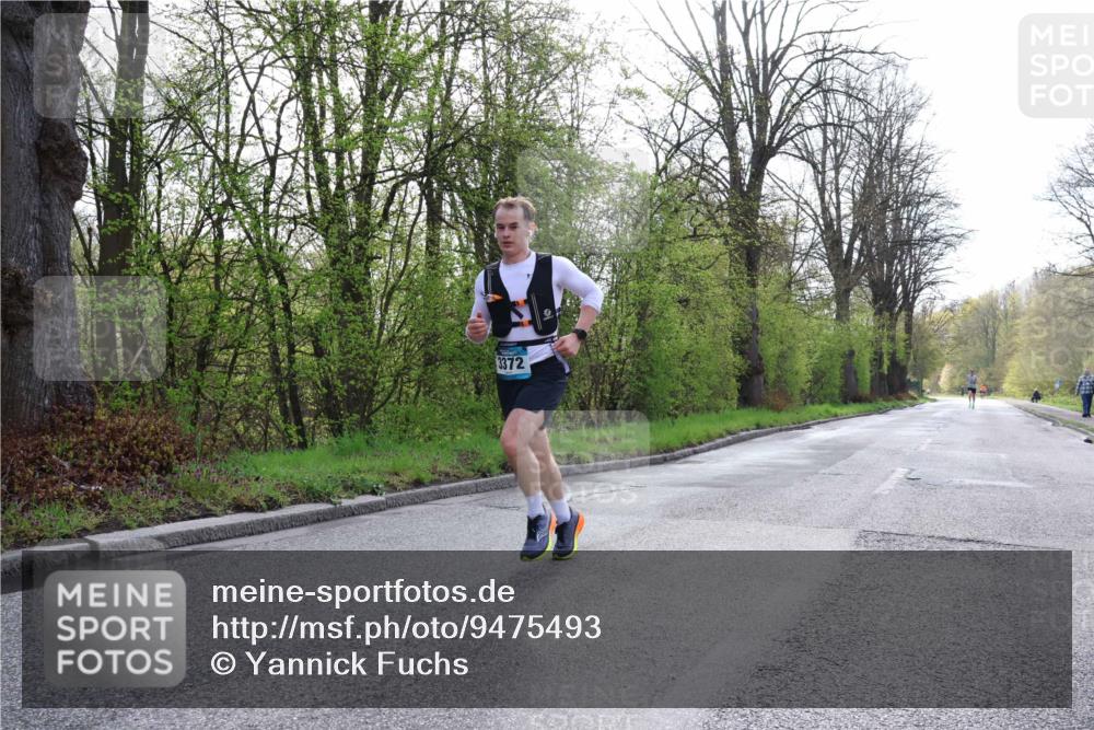 12.04.2026 - 45. Internationalen Wilhelmsburger Insellauf Yannick Fuchs http://msf.ph/oto/9475493 12.04.2026 10:08:46 Laufen 3372 meine-sportfotos.de