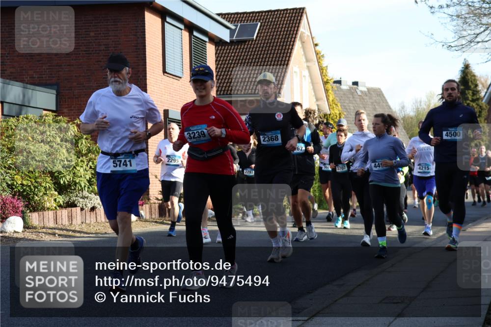 12.04.2026 - 45. Internationalen Wilhelmsburger Insellauf Yannick Fuchs http://msf.ph/oto/9475494 12.04.2026 09:01:48 Laufen 962, 5741, 2295, 3239, 2297, 2368, 67, 4500, 302, 3707, 445, 4215 meine-sportfotos.de