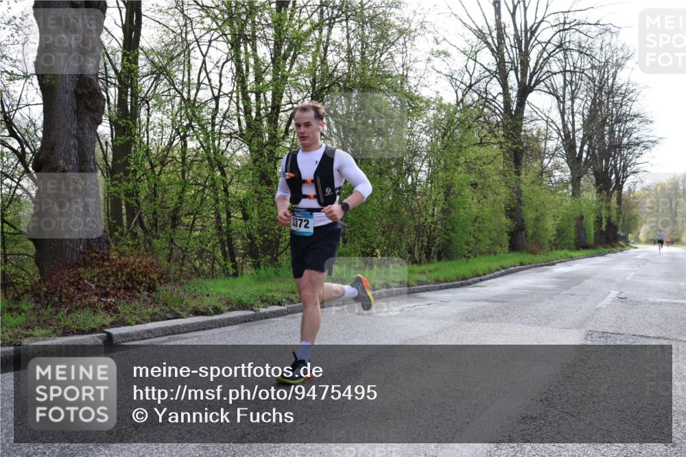 12.04.2026 - 45. Internationalen Wilhelmsburger Insellauf Yannick Fuchs http://msf.ph/oto/9475495 12.04.2026 10:08:46 Laufen 3372 meine-sportfotos.de