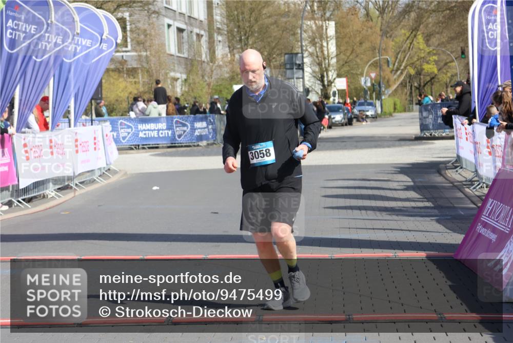 12.04.2026 - 45. Internationalen Wilhelmsburger Insellauf Strokosch-Dieckow http://msf.ph/oto/9475499 12.04.2026 11:31:58 Ziel 3058 meine-sportfotos.de