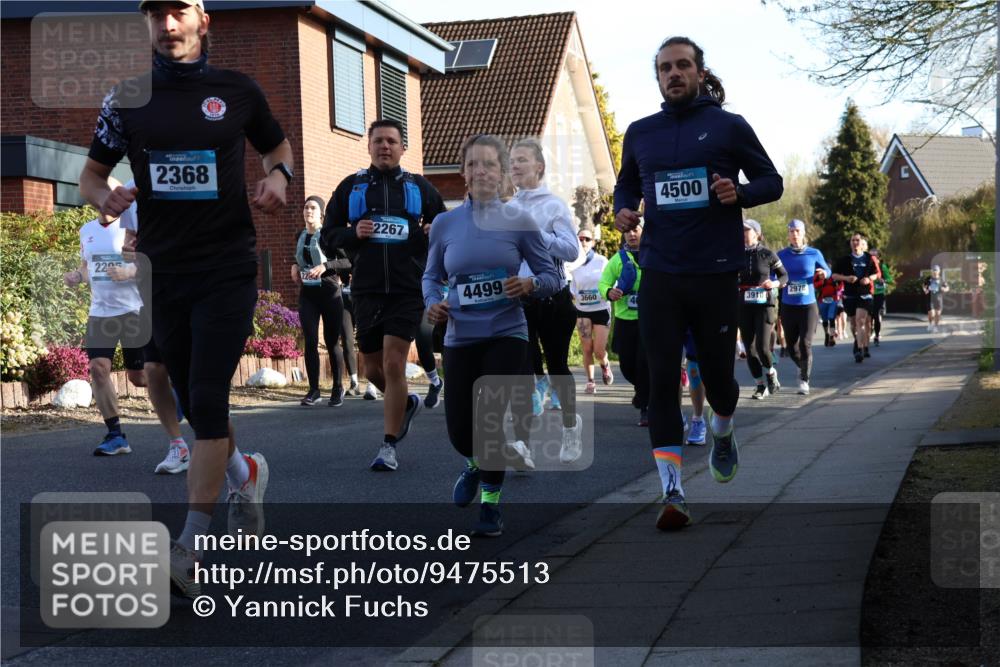12.04.2026 - 45. Internationalen Wilhelmsburger Insellauf Yannick Fuchs http://msf.ph/oto/9475513 12.04.2026 09:01:49 Laufen 220, 2368, 2267, 4500, 4499, 3660, 3910, 2978 meine-sportfotos.de