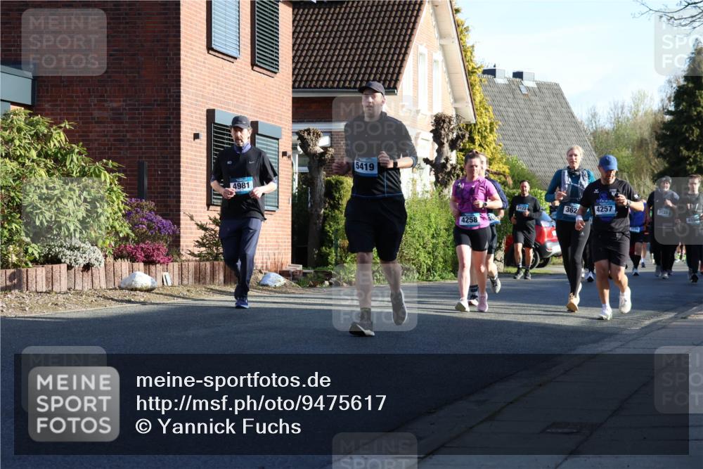 12.04.2026 - 45. Internationalen Wilhelmsburger Insellauf Yannick Fuchs http://msf.ph/oto/9475617 12.04.2026 09:02:02 Laufen 4981, 5419, 3122, 362, 4257, 3123, 4258 meine-sportfotos.de