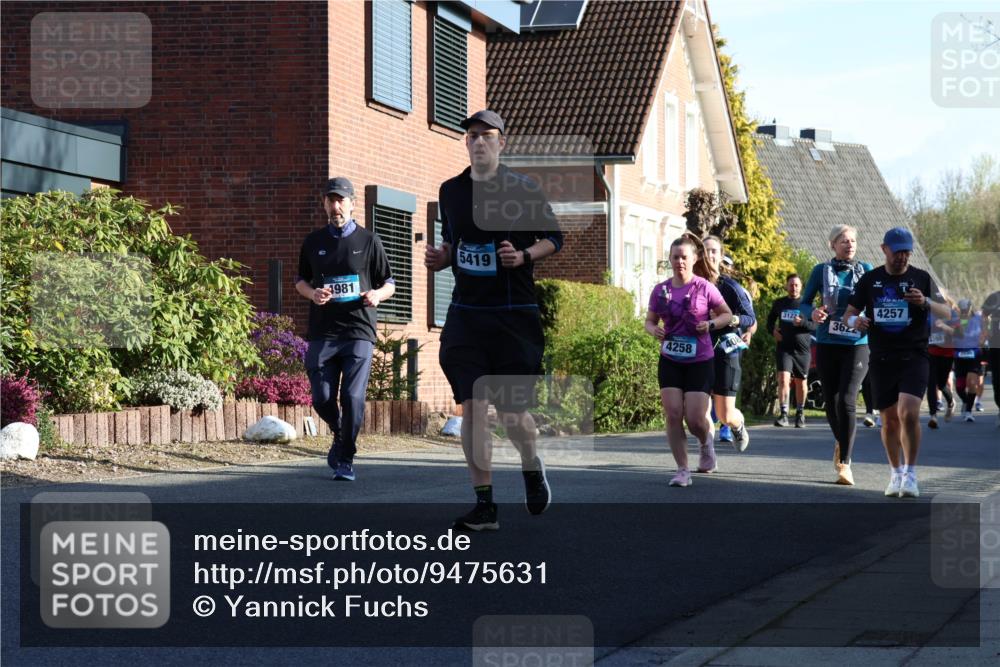 12.04.2026 - 45. Internationalen Wilhelmsburger Insellauf Yannick Fuchs http://msf.ph/oto/9475631 12.04.2026 09:02:02 Laufen 1981, 5419, 4258, 3122, 362, 4257, 398 meine-sportfotos.de